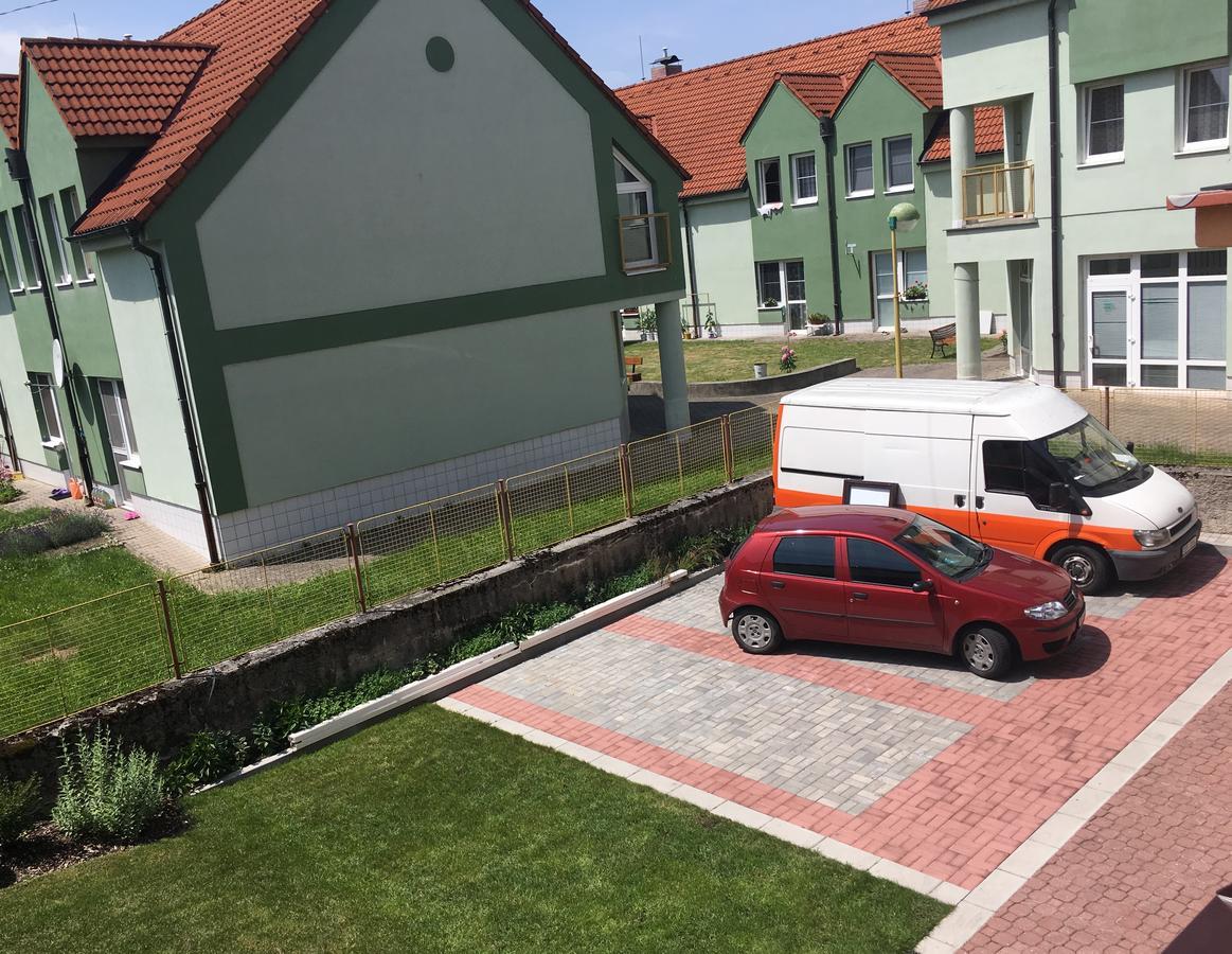 Třeboň Apartmany Na Sadech מראה חיצוני תמונה